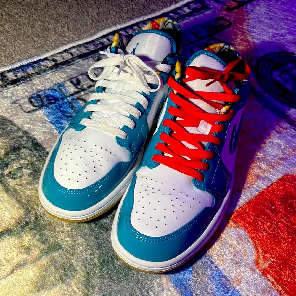 Air Jordan 1s Cyber Teal
